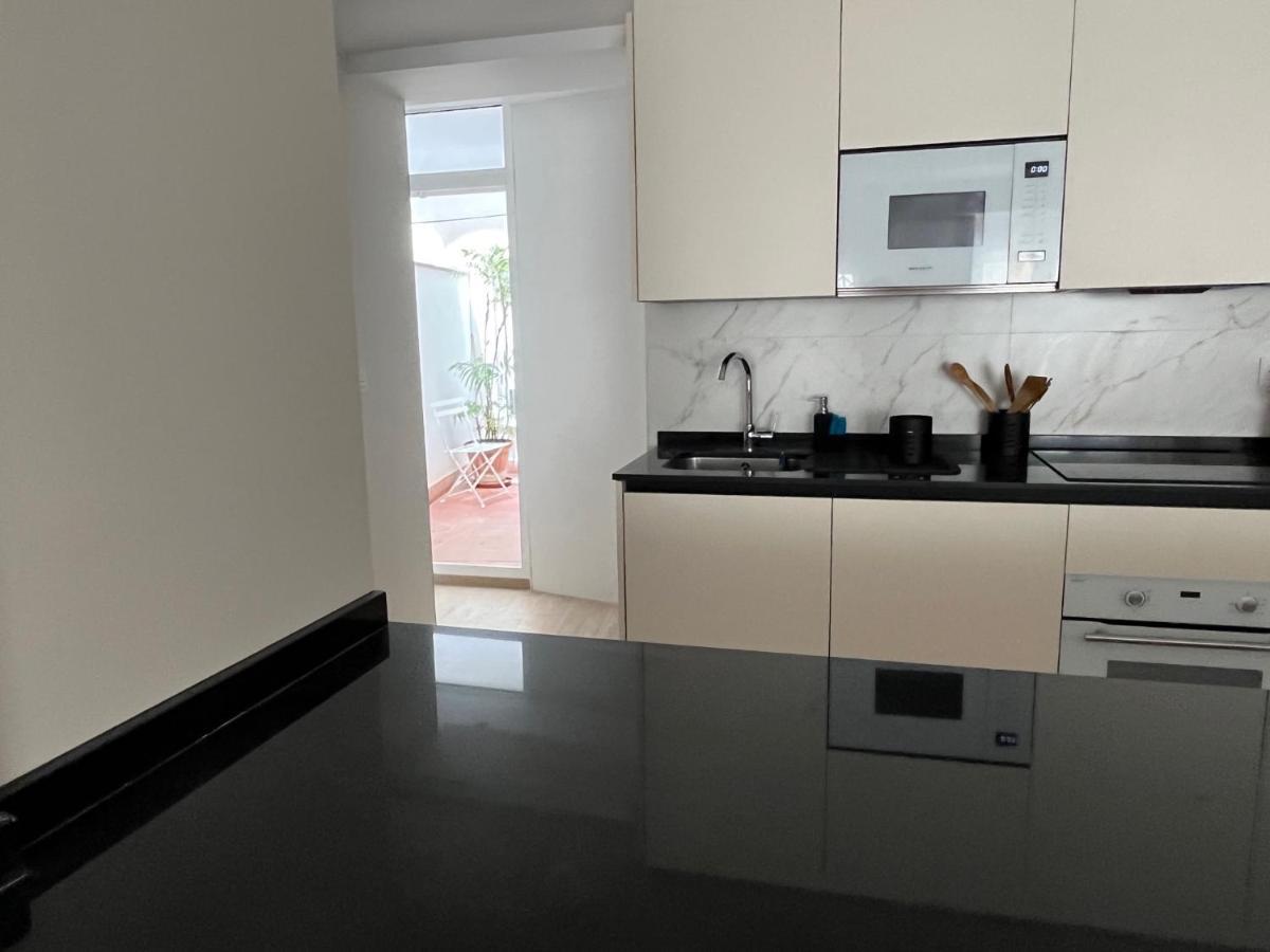 Precioso Apartamento Con Patio Granada Eksteriør billede