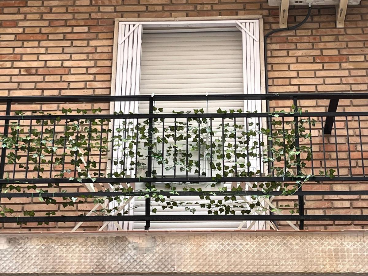 Precioso Apartamento Con Patio Granada Eksteriør billede