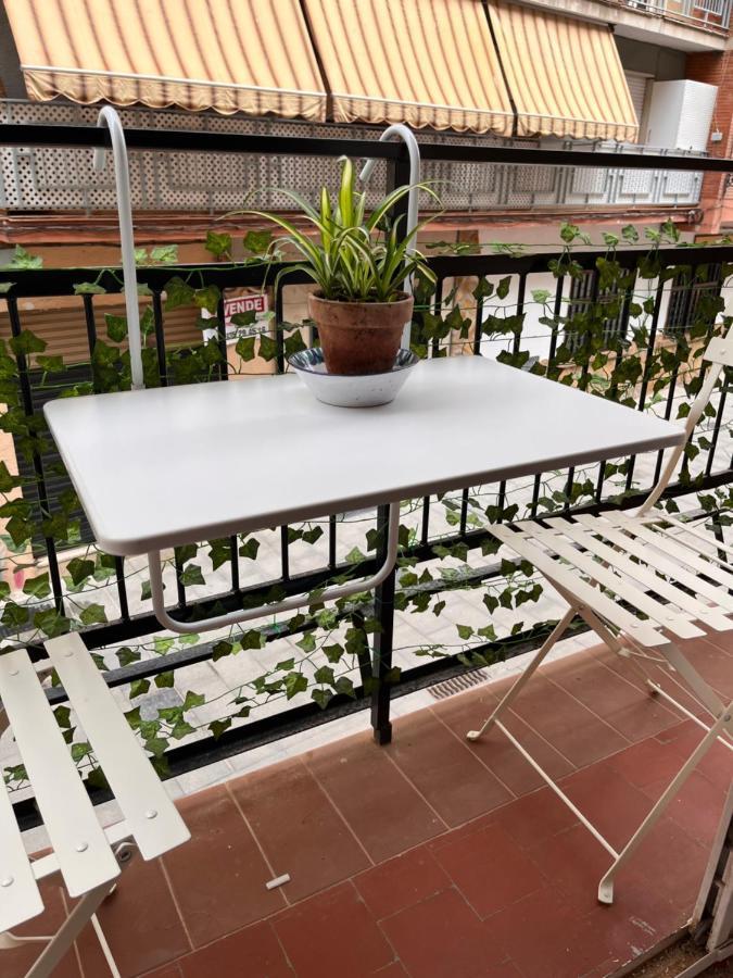 Precioso Apartamento Con Patio Granada Eksteriør billede