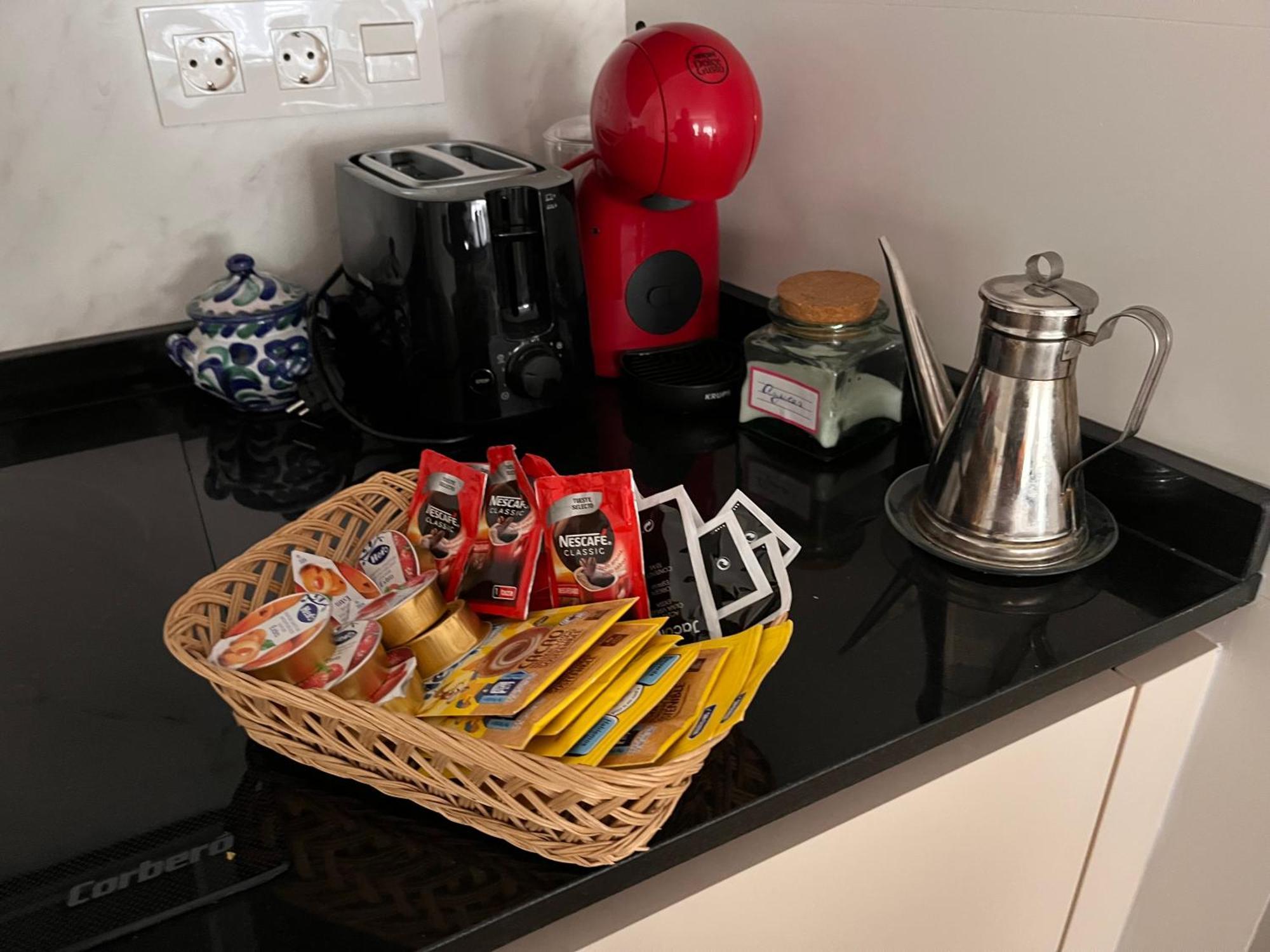 Precioso Apartamento Con Patio Granada Eksteriør billede
