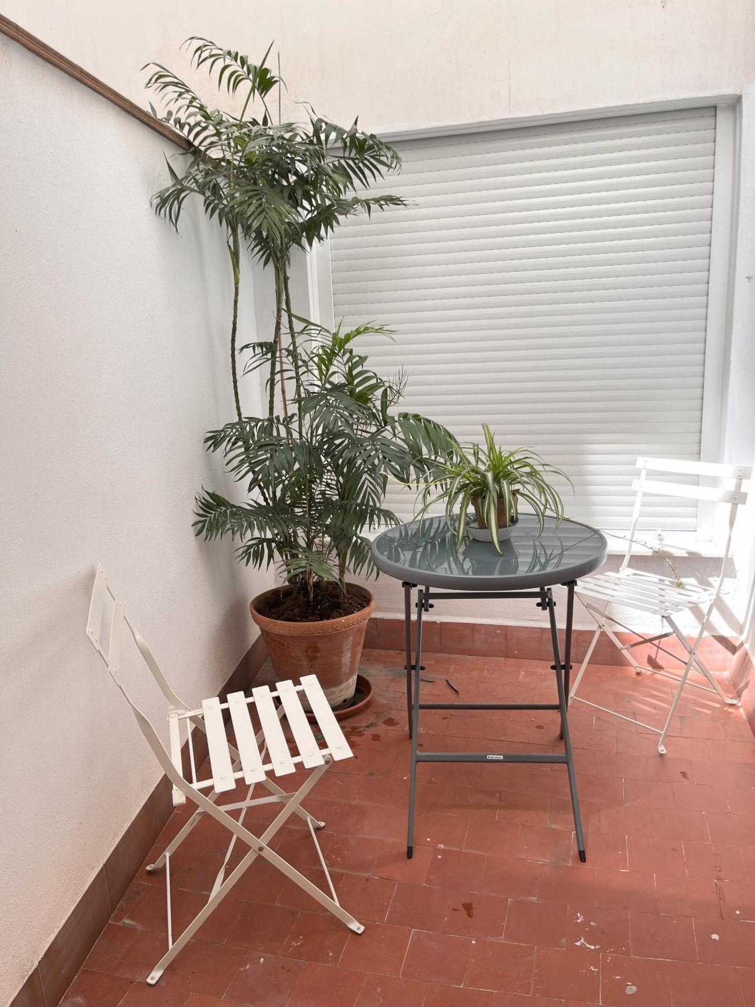 Precioso Apartamento Con Patio Granada Eksteriør billede