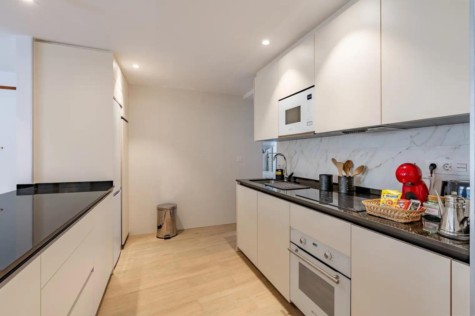 Precioso Apartamento Con Patio Granada Eksteriør billede